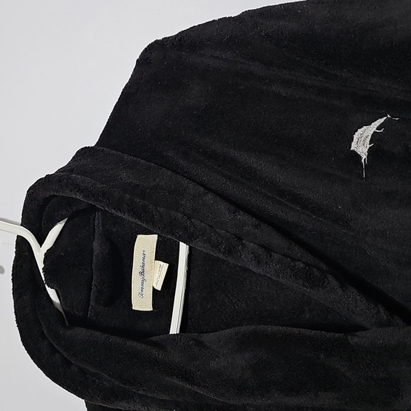 Tommy Bahama Long Robe - Picture 3 of 9